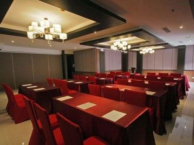 Brentwood Hotel 3*