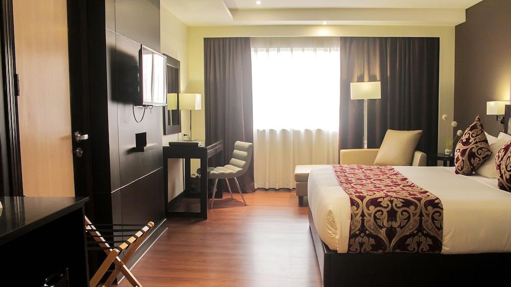 Hotel Brentwood 3*