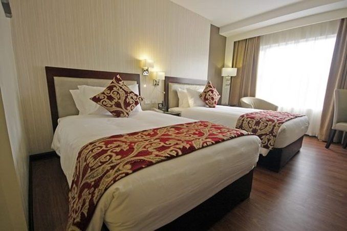 Hotel Brentwood 3*